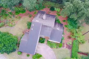 2435 NW 27th Pl, Gainesville, FL 32605 - Photo 2