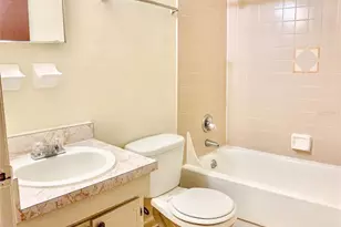 1213 NW 39th Ave, Gainesville, FL 32609 - Photo 10