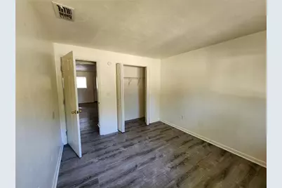 701 SW 67th Terrace #D, Gainesville, FL 32607 - Photo 10