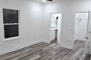 350 NE 20th Terrace, Gainesville, FL 32641 - Photo 4