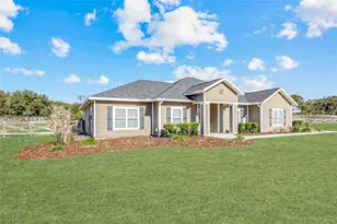 17640 NW 253rd Dr, High Springs, FL 32643 - Photo 2