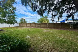 1221 SW 75th Dr, Gainesville, FL 32607 - Photo 42