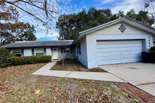 1221 SW 75th Dr, Gainesville, FL 32607 - Photo 2