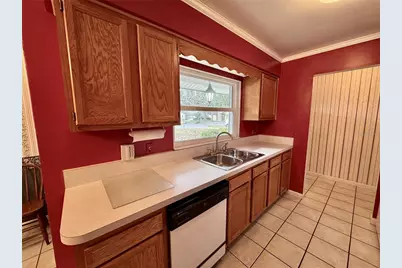 1221 SW 75th Drive, Gainesville, FL 32607 - Photo 6