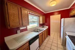 1221 SW 75th Dr, Gainesville, FL 32607 - Photo 8