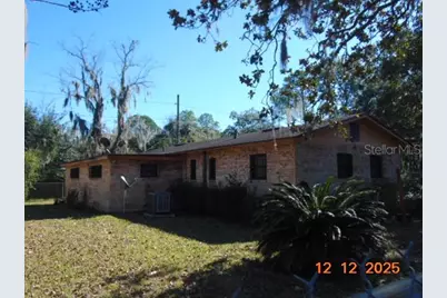 2212 NE 8 Avenue NE, Gainesville, FL 32641 - Photo 2