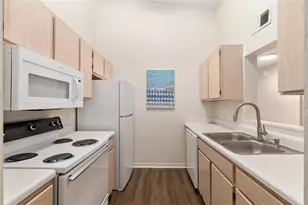 2360 SW Archer Rd, Gainesville, FL 32608 - Photo 16