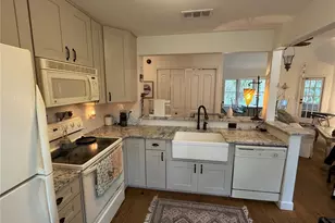 4623 SW 83rd Dr, Gainesville, FL 32608 - Photo 8