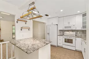 8129 SW 57 Pl, Gainesville, FL 32608 - Photo 2