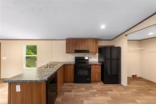 221 SE 167th Ct, Silver Springs, FL 34488 - Photo 8