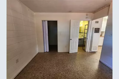 1933 NW 4 Avenue #B, Gainesville, FL 32603 - Photo 8