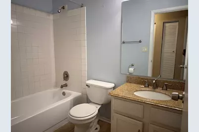 7028 SW 46th Avenue, Gainesville, FL 32608 - Photo 10