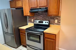 7028 SW 46 Ave, Gainesville, FL 32608 - Photo 4