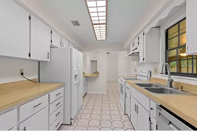 2550 NW 54th Boulevard, Gainesville, FL 32653 - Photo 6