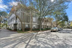 621 SW 10th St, Gainesville, FL 32601 - Photo 38