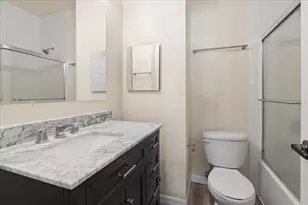 621 SW 10th St, Gainesville, FL 32601 - Photo 26