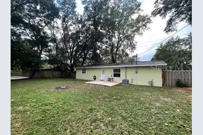 2111 NW 55th Street, Gainesville, FL 32605 - Photo 2
