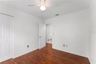 2026 SW 73rd St, Gainesville, FL 32607 - Photo 16
