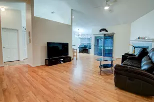 10428 NW 13th Ave, Gainesville, FL 32606 - Photo 4