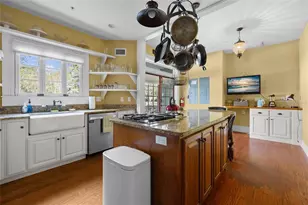 205 SE 7th St, Gainesville, FL 32601 - Photo 14