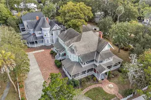 205 SE 7th St, Gainesville, FL 32601 - Photo 8