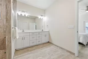 1402 SW 67th Dr, Gainesville, FL 32607 - Photo 14