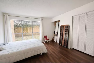 1810 NW 23rd Boulevard #219, Gainesville, FL 32605 - Photo 16