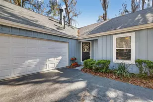 8407 SW 46 Ln, Gainesville, FL 32608 - Photo 2