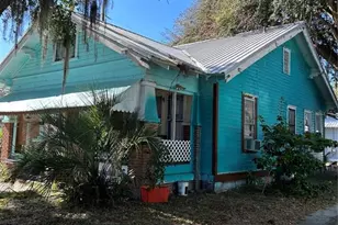 102 NW 7th St, Gainesville, FL 32601 - Photo 2