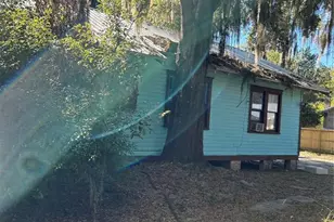 108 NW 7th St, Gainesville, FL 32601 - Photo 4