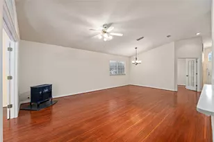 6130 NW 36th Dr, Gainesville, FL 32653 - Photo 16