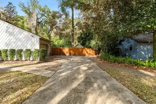 302 SW 77th Terrace, Gainesville, FL 32607 - Photo 6