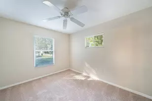 4529 NW 35th Ter, Gainesville, FL 32605 - Photo 8