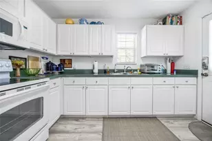 719 Town Ct, Bronson, FL 32621 - Photo 14