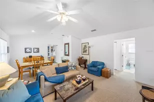 719 Town Ct, Bronson, FL 32621 - Photo 8