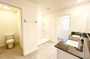 19069 NW 165th Ln, High Springs, FL 32643 - Photo 10