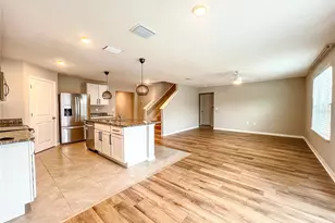 19069 NW 165th Ln, High Springs, FL 32643 - Photo 4