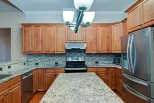 8362 SW 11th Rd, Gainesville, FL 32607 - Photo 10