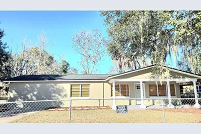 1504 SE 12th Place, Gainesville, FL 32641 - Photo 1