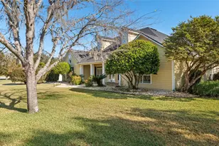 1821 SW 110th St, Gainesville, FL 32607 - Photo 4