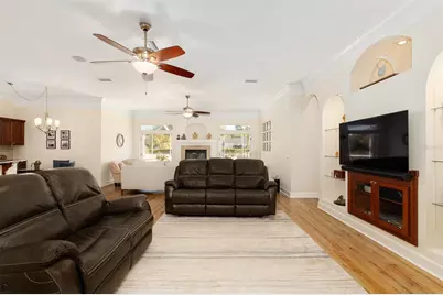 1821 SW 110th Street, Gainesville, FL 32607 - Photo 10