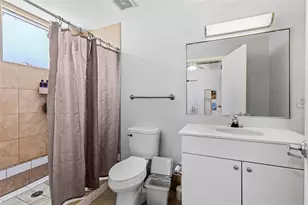 2515 SW 35th Pl, Gainesville, FL 32608 - Photo 16