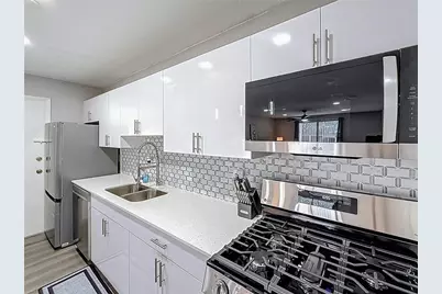 1700 SW 16th Court #J21, Gainesville, FL 32608 - Photo 12