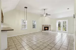 4619 SW 83rd Dr, Gainesville, FL 32608 - Photo 10