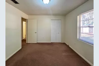 5210 NW 24th Place, Gainesville, FL 32606 - Photo 18