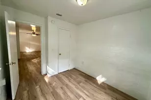 647 NE Waldo Rd, Gainesville, FL 32641 - Photo 18