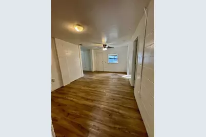 647 NE Waldo Road, Gainesville, FL 32641 - Photo 4