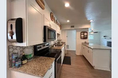 16633 NW 173rd Terrace, Alachua, FL 32615 - Photo 4