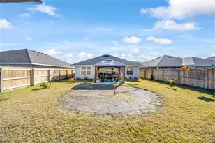 25034 SW 24th Pl, Newberry, FL 32669 - Photo 48