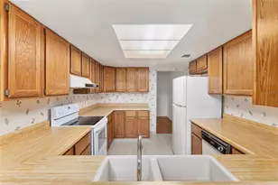 560 E Country Club Dr, Williston, FL 32696 - Photo 22